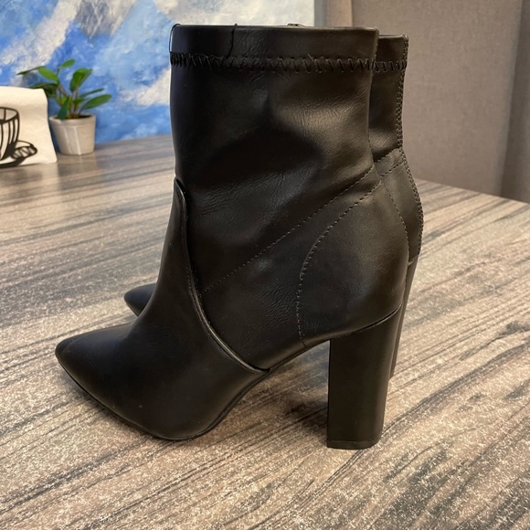 Catherine Malandrino Ankle Boots NWT - Picture 7 of 10